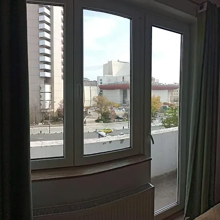 Anastasia Balcescu 1 Beautiful View Self Check In Code From 2 Pm Only Microwave דירה